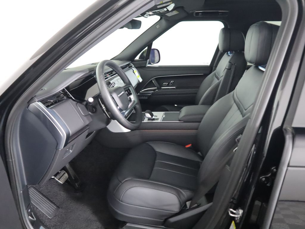 Thumbnail: 2025 Land Rover Range Rover - 21