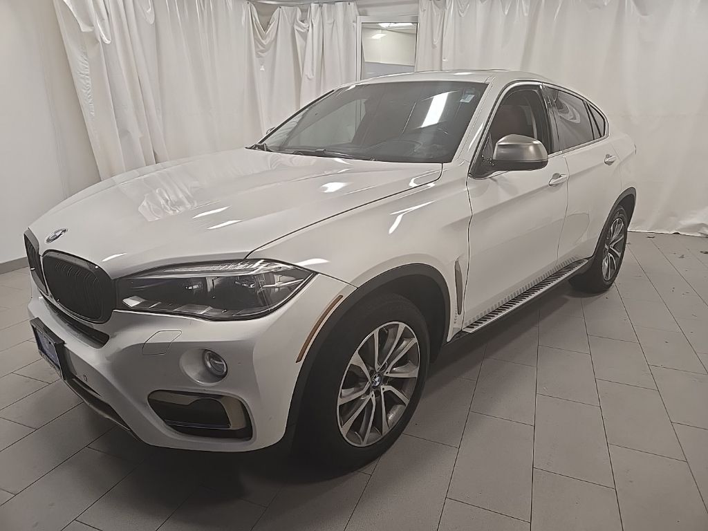 White Metallic 2015 BMW X6 xDrive50i AWD SUV / Crossover All-Wheel Drive 8-Speed Automatic