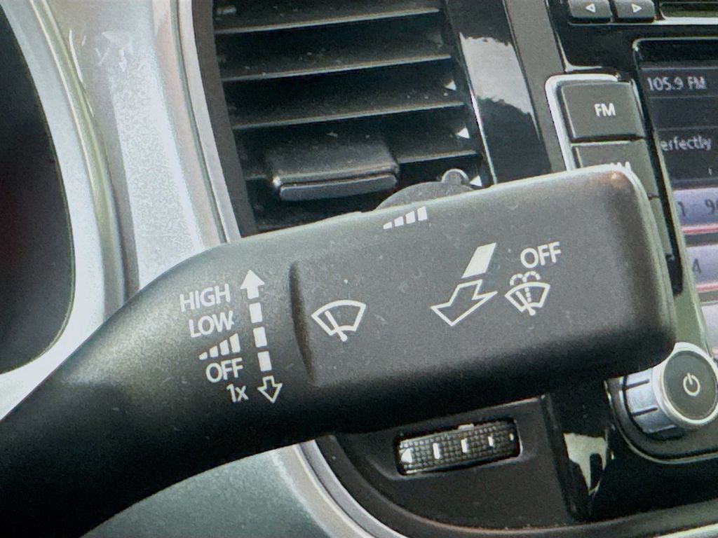 Used Car 2013 Volkswagen Beetle  2.5l For Sale Under $12,000 In Austin, Texas