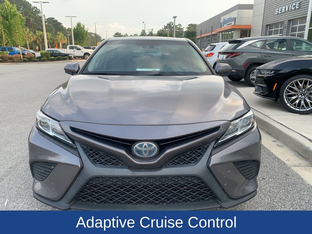 2018 Toyota Camry Hybrid SE