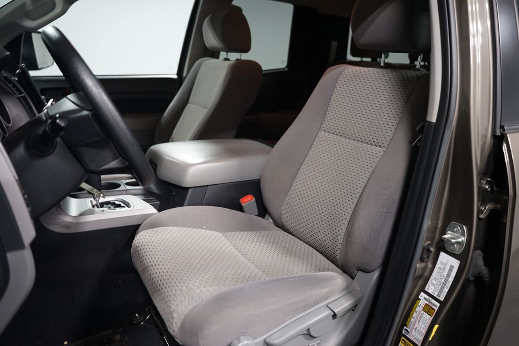 2013 Toyota Tundra Grade 6