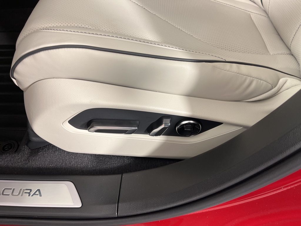 Thumbnail: 2026 Acura RDX - 25