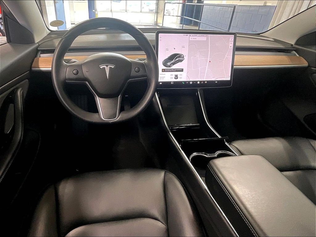 2018 Tesla Model 3 — photo 17