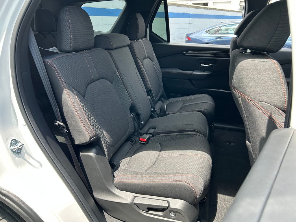 2025 Honda Pilot Sport 21