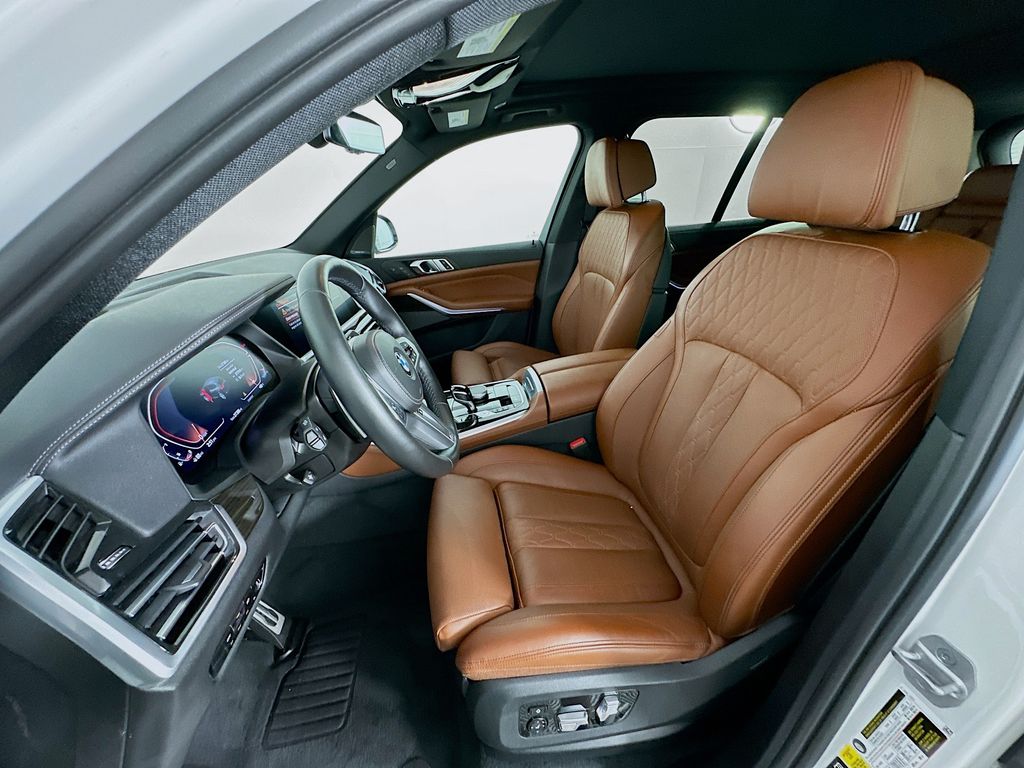 Thumbnail: 2023 BMW X5 - 22