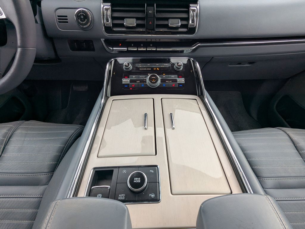 2021 Lincoln Navigator Black Label L