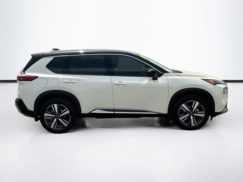 Thumbnail: 2022 Nissan Rogue - 4
