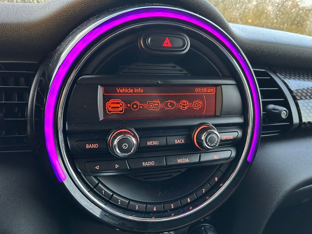 Thumbnail: 2016 MINI Cooper - 23