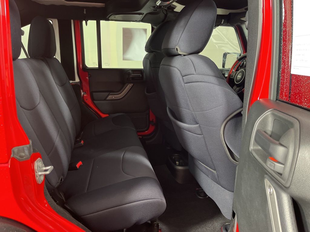 Thumbnail: 2017 Jeep Wrangler - 12