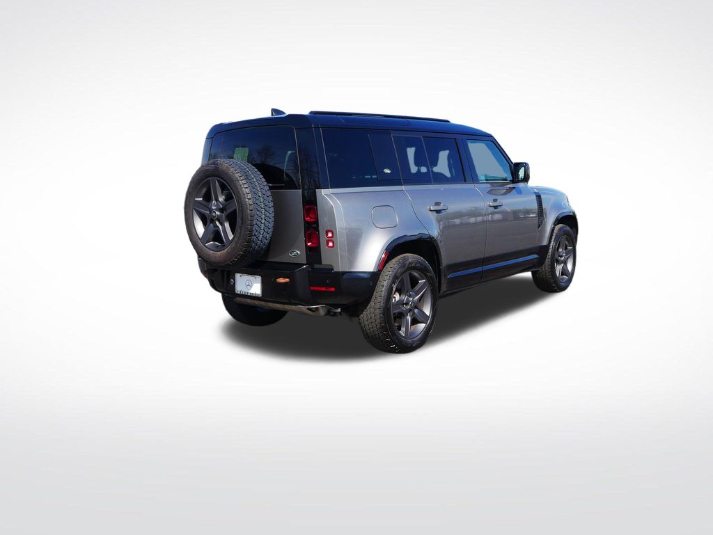 Thumbnail: 2023 Land Rover Defender - 5