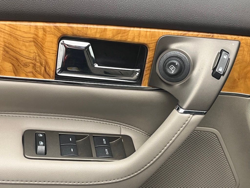 Thumbnail: 2013 Lincoln MKX - 21