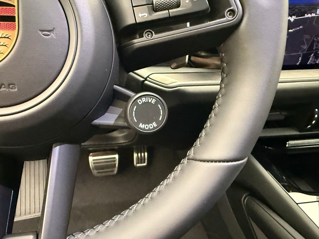 Thumbnail: 2026 Porsche Cayenne - 15