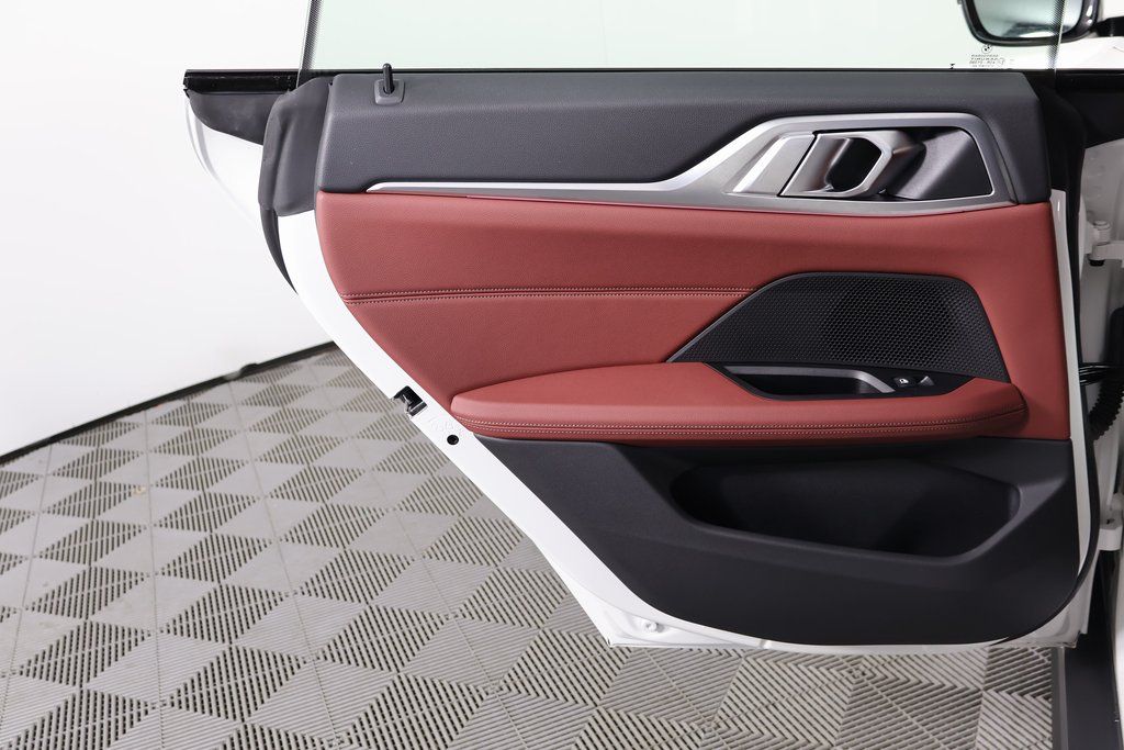 Thumbnail: 2023 BMW i4 - 13
