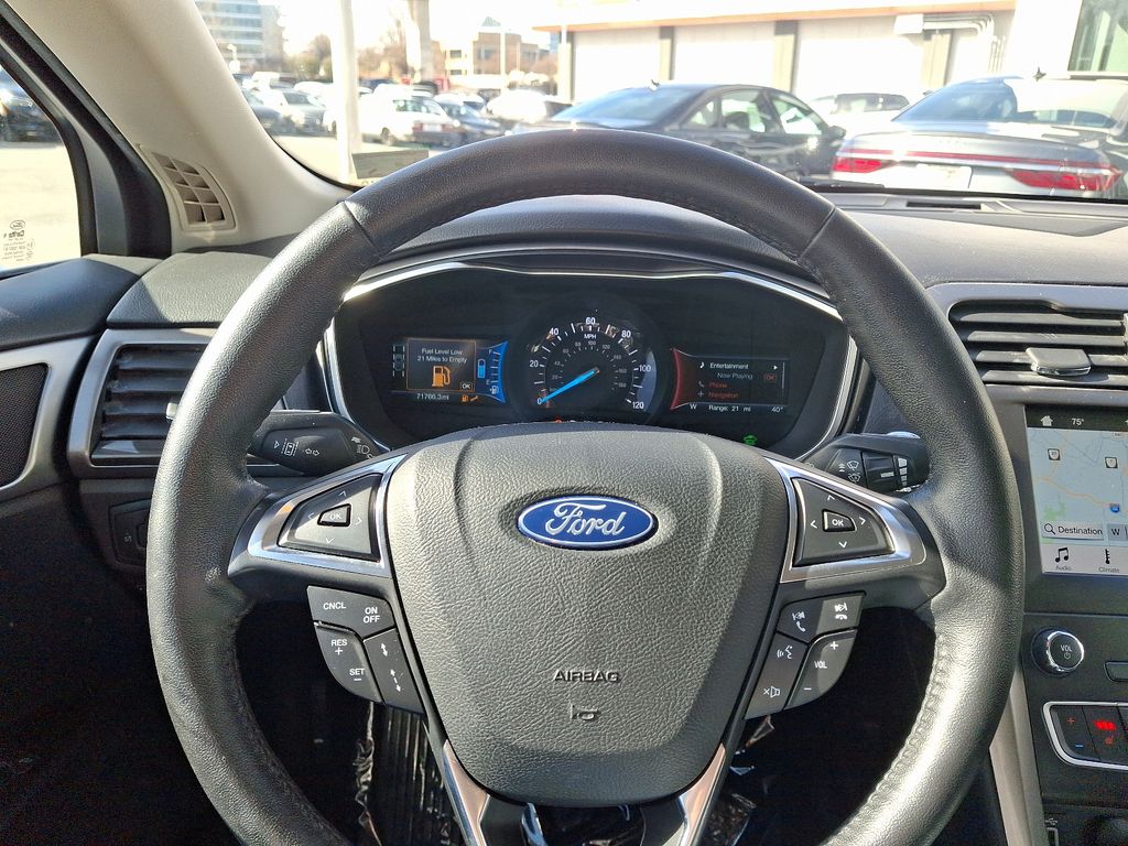 2019 Ford Fusion SEL 19