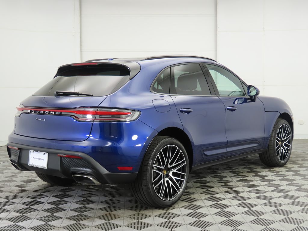Thumbnail: 2025 Porsche Macan - 7