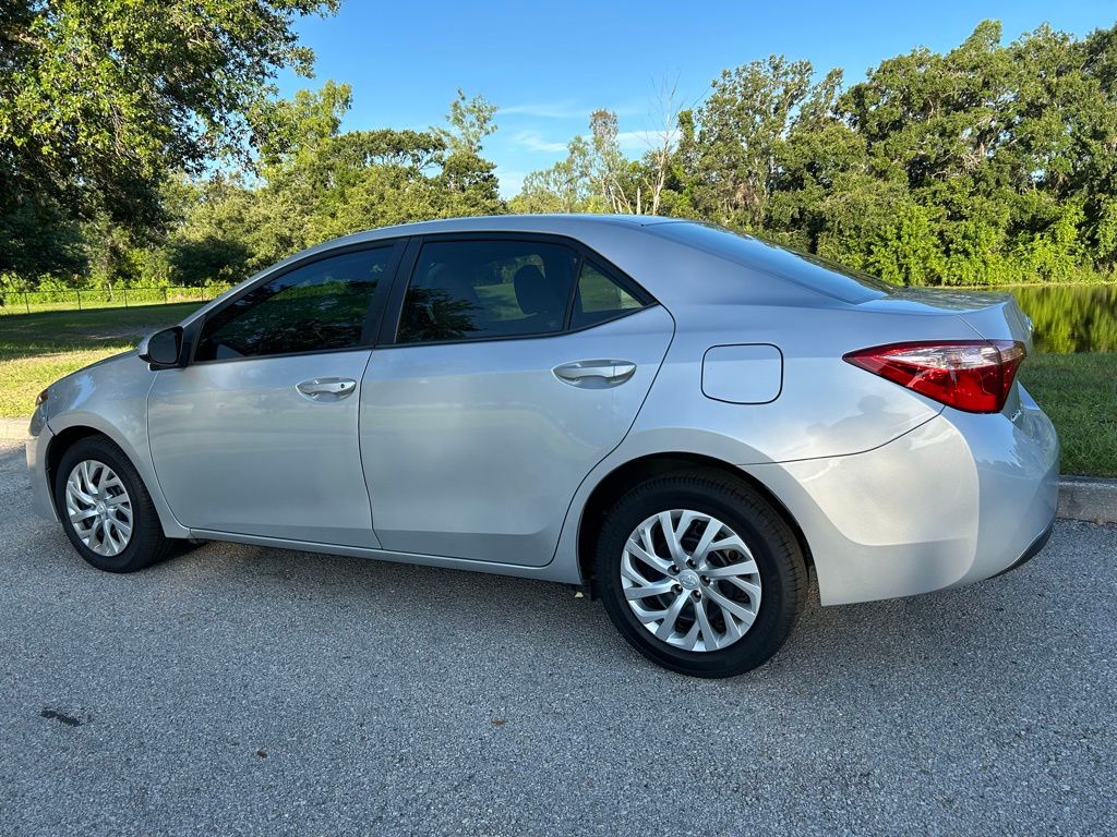 2018 Toyota Corolla LE 3