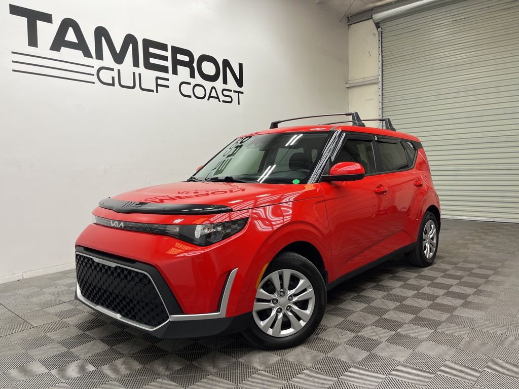 Inferno Red 2024 Kia Soul LX FWD SUV / Crossover Front-Wheel Drive Continuously Variable Transmission