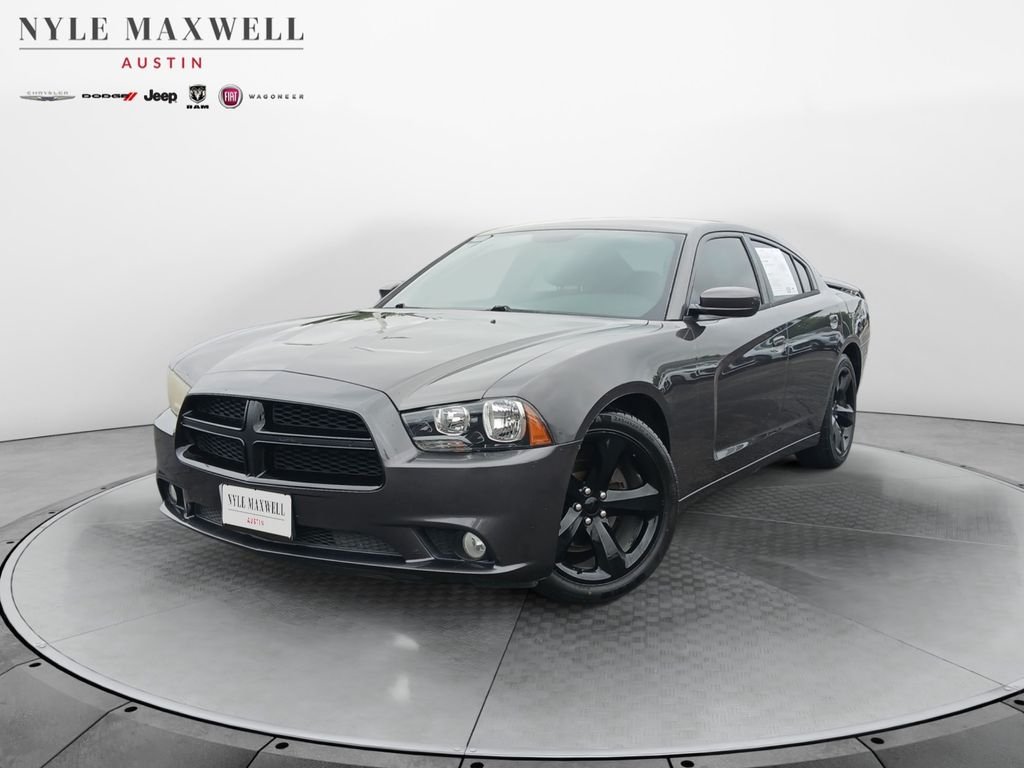 Gray (Granite Crystal Metallic Clearcoat) 2014 Dodge Charger SXT RWD Sedan Rear-Wheel Drive 8-Speed Automatic