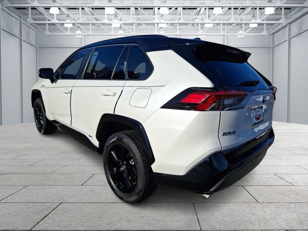 2019 Toyota RAV4 XSE 6