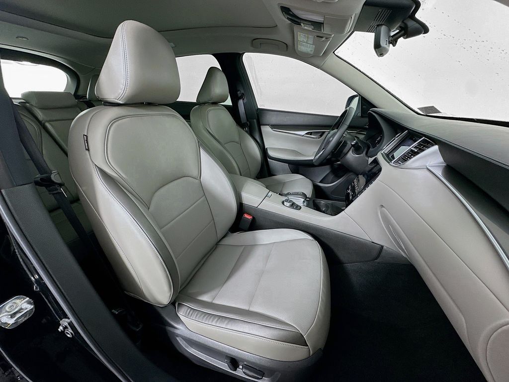 Thumbnail: 2025 INFINITI QX50 - 28