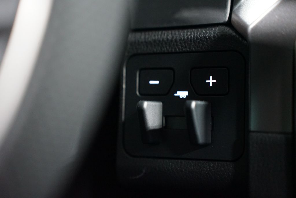 2025 Toyota Tacoma TRD Sport 26