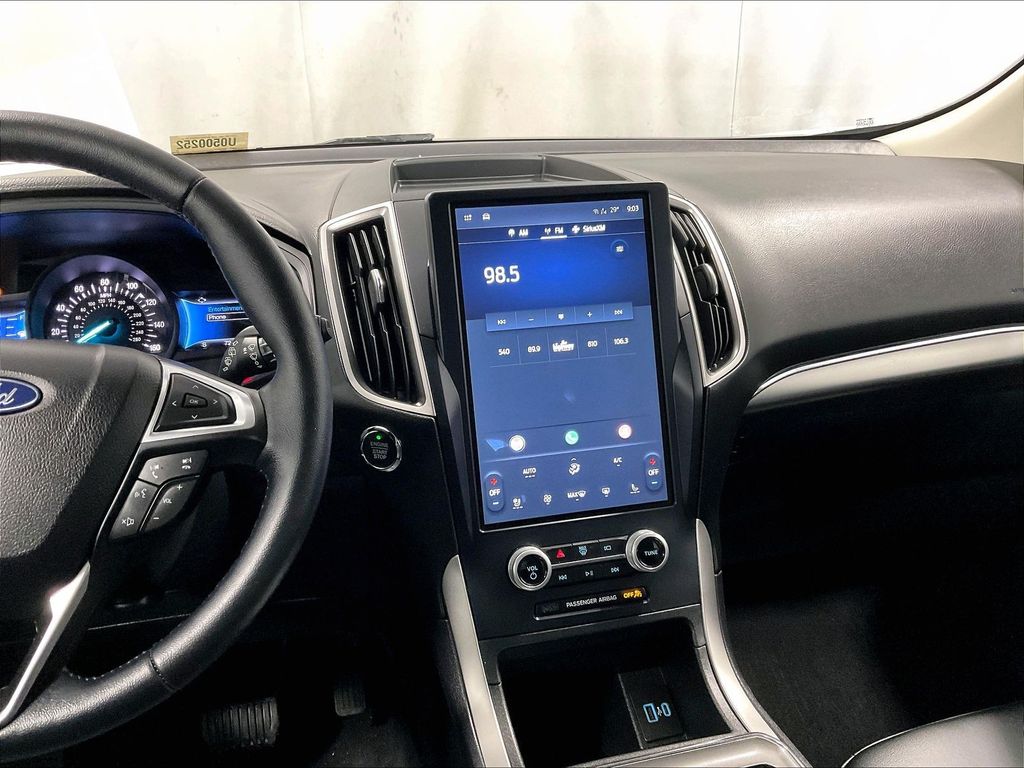2022 Ford Edge — photo 18
