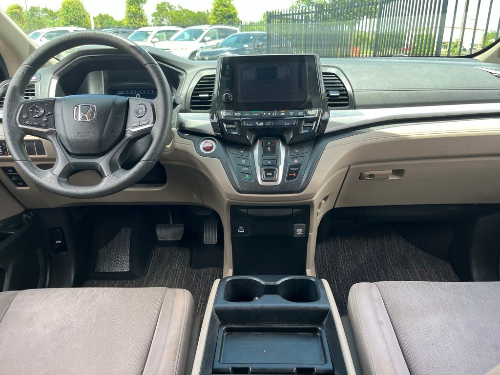 Thumbnail: 2021 Honda Odyssey - 15
