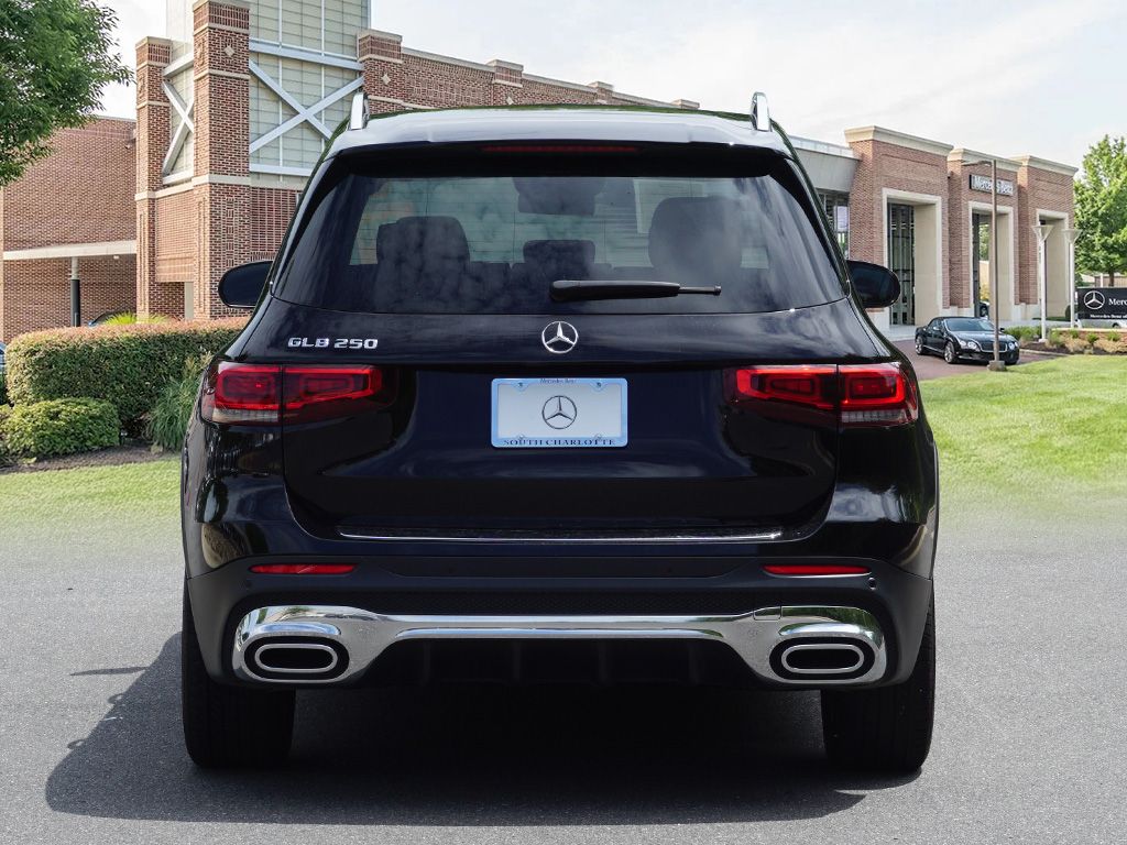 Thumbnail: 2021 Mercedes-Benz GLB - 5