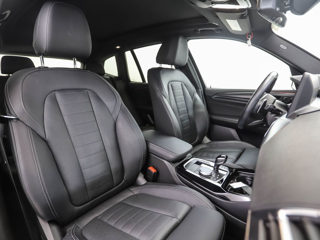 Thumbnail: 2023 BMW X3 - 32