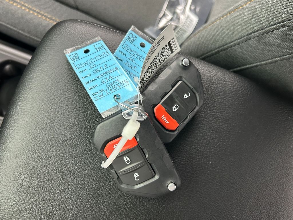 New 2026 Granite Crystal Metallic Clearcoat Jeep Sport image 16