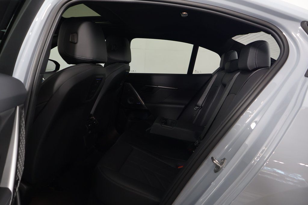 Thumbnail: 2024 BMW i5 - 11