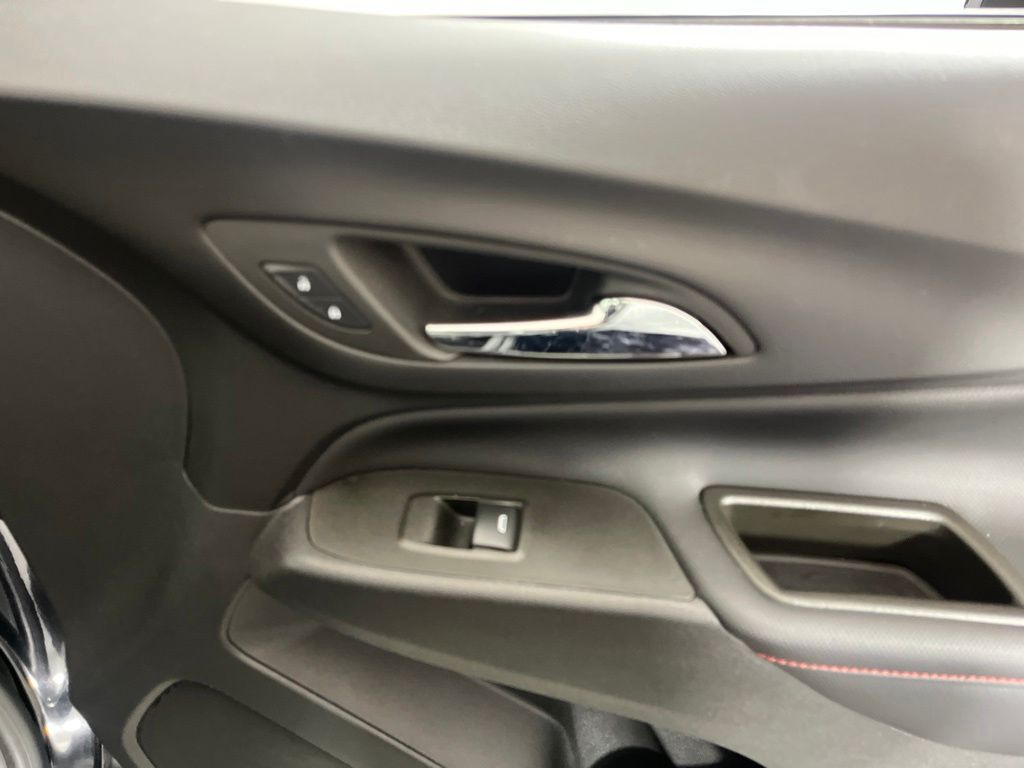 Thumbnail: 2024 Chevrolet Equinox - 22