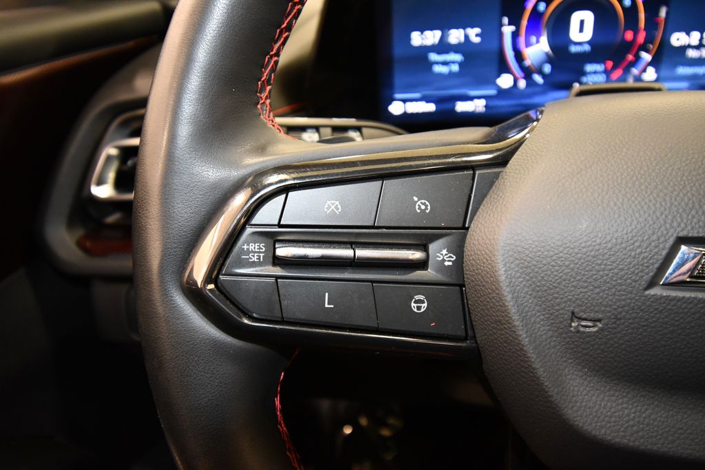 Used 2024 Chevrolet Traverse SUV