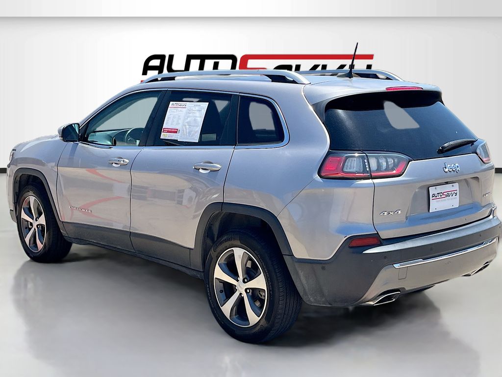 Used 2021 Silver Jeep Limited image 5
