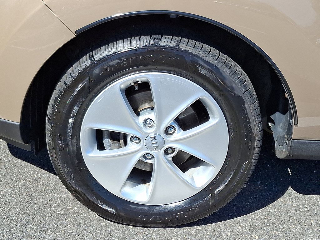 2015 Kia Soul Base 8