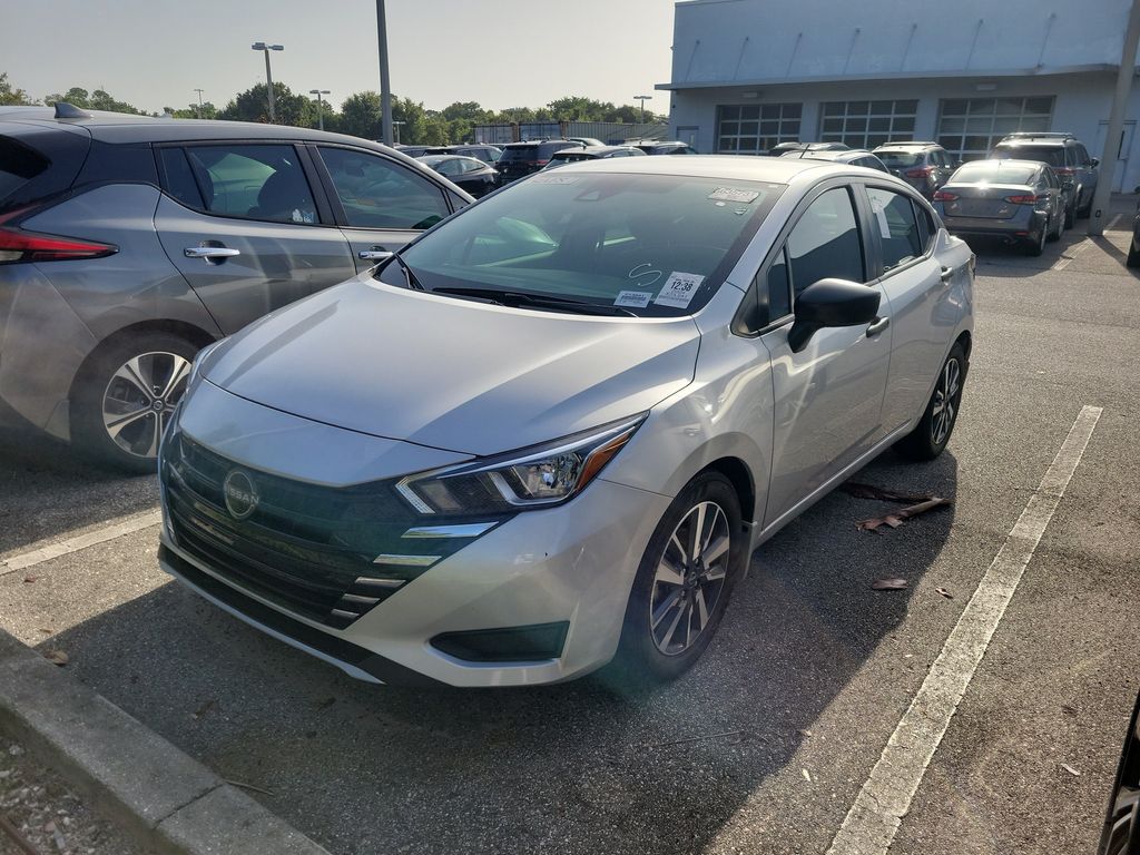 Brilliant Silver Metallic 2024 Nissan Versa Sedan Front-Wheel Drive Continuously Variable Transmission