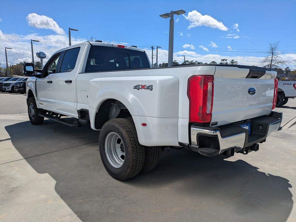 2026 Ford F-350 Super Duty XL