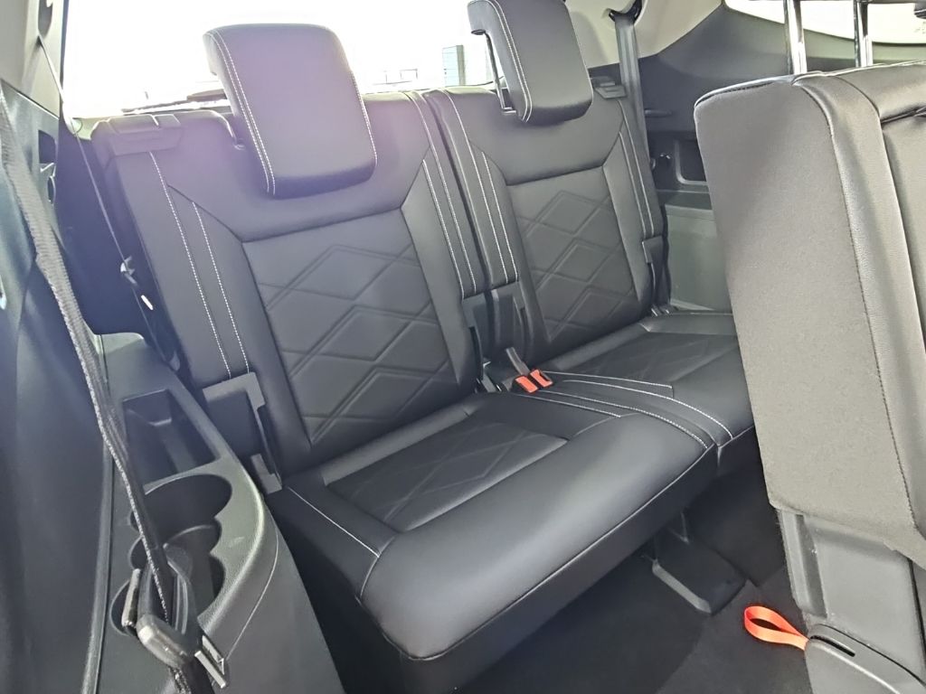 Thumbnail: 2025 Volkswagen Atlas - 21