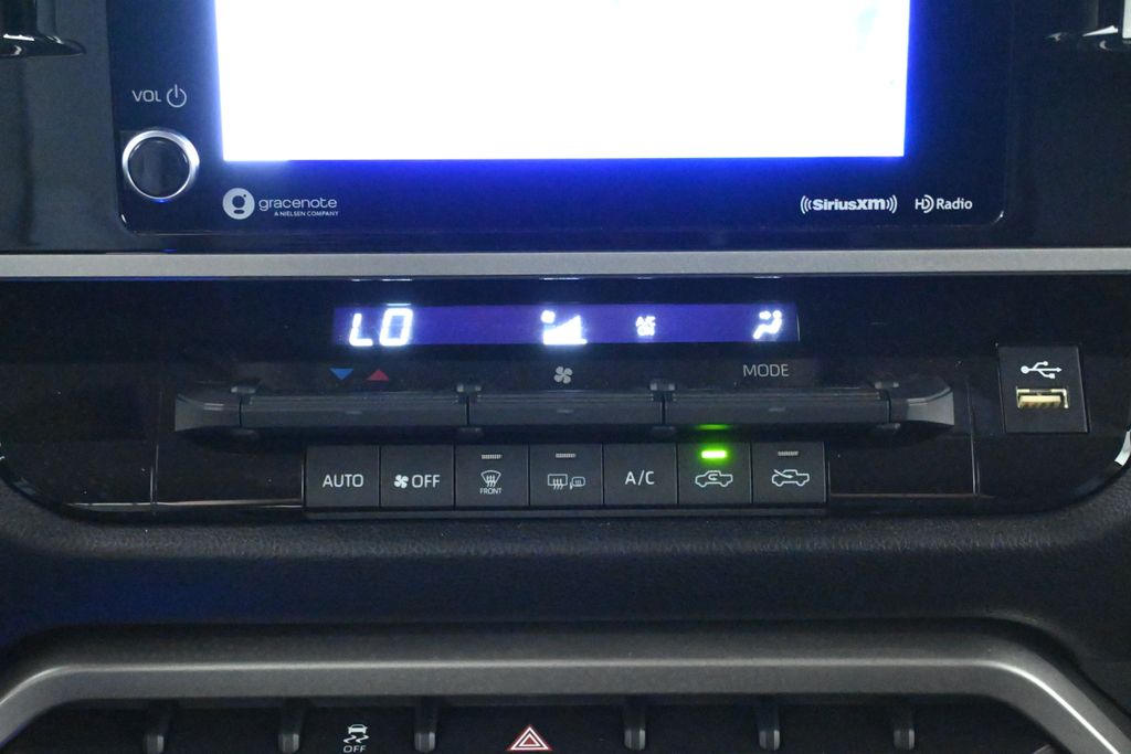 Thumbnail: 2022 Toyota Tundra - 23