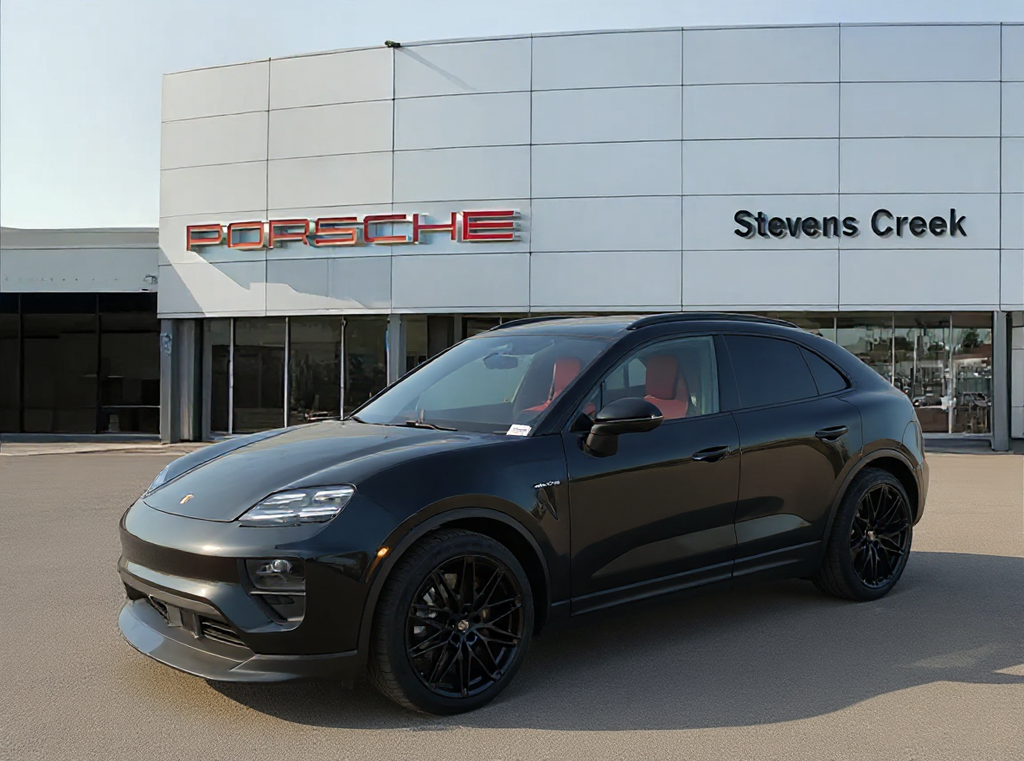 Thumbnail: 2026 Porsche Macan - 1