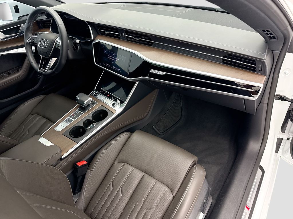Thumbnail: 2025 Audi A7 - 16