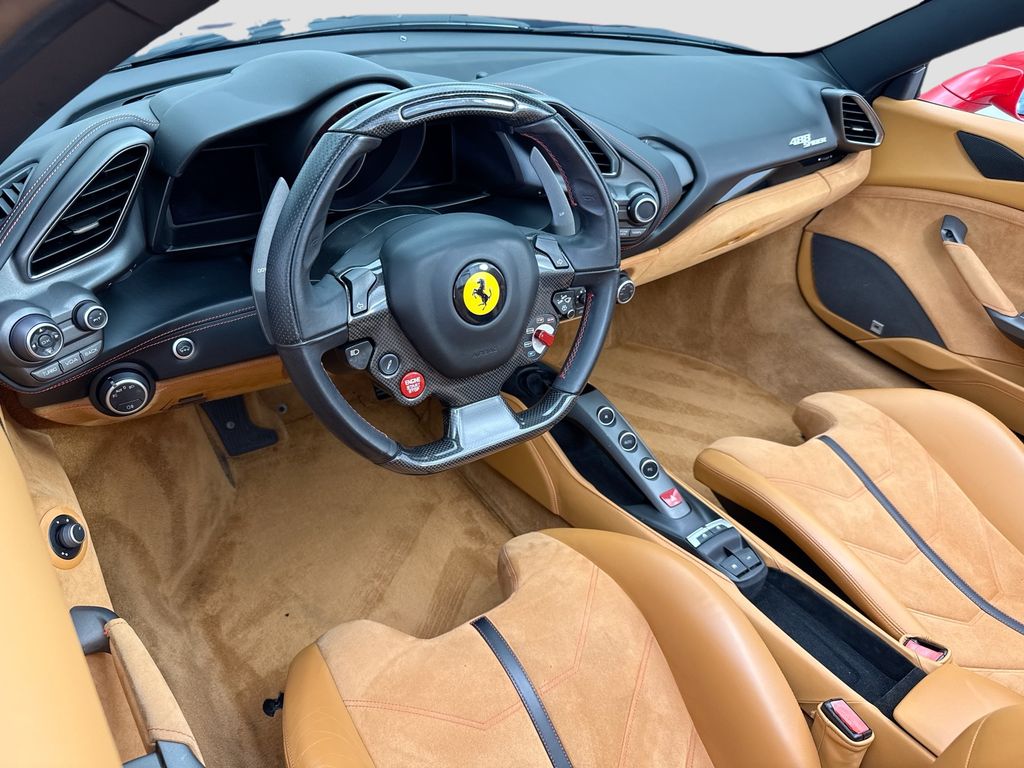 Thumbnail: 2019 Ferrari 488 - 18