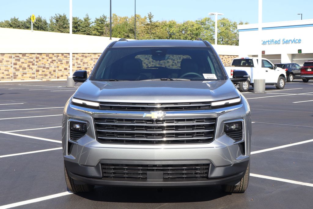 Thumbnail: 2026 Chevrolet Traverse - 2
