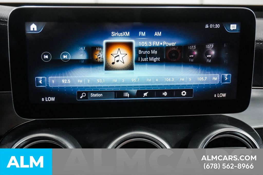 Used 2022 White Mercedes-Benz GLC 300 image 30
