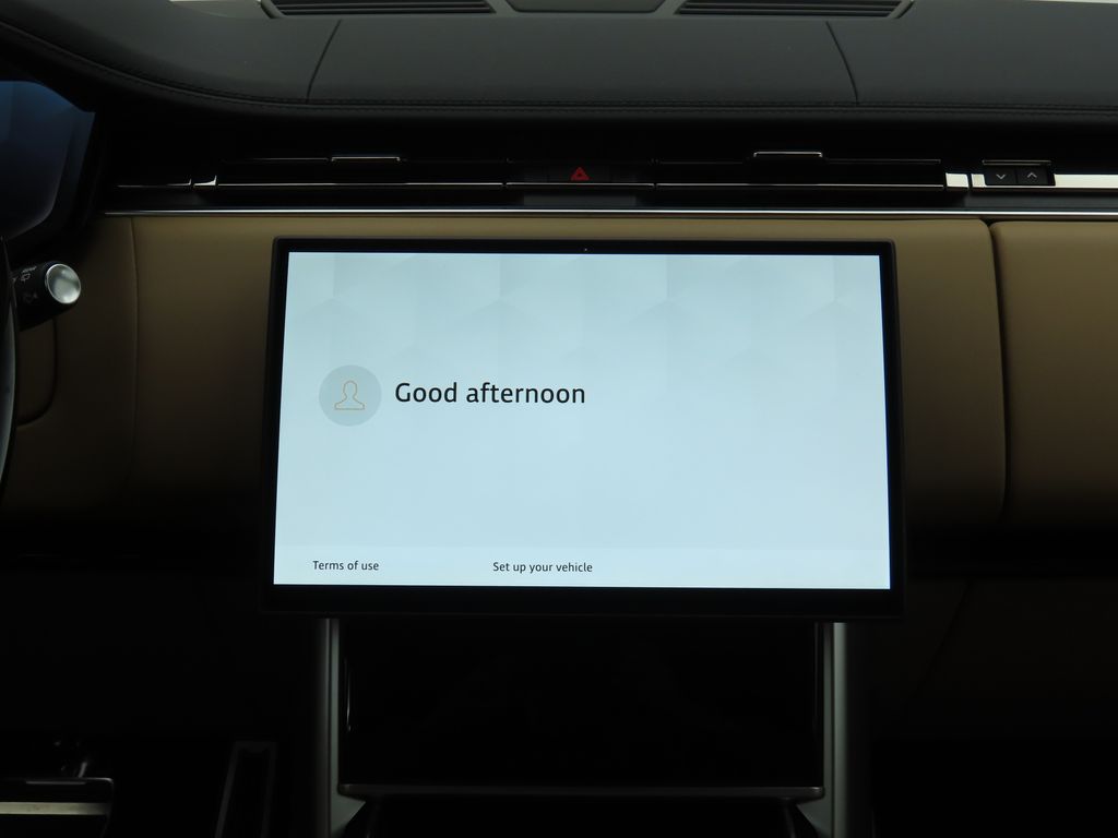 Thumbnail: 2025 Land Rover Range Rover - 14