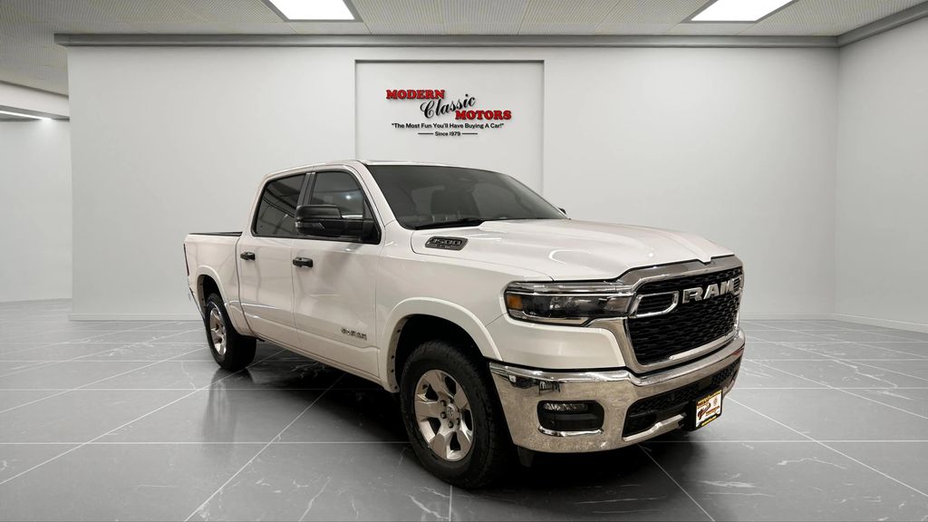 2025 RAM 1500 Big Horn Crew Cab 4WD