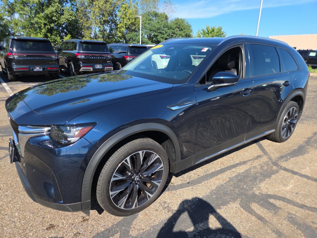 2025 Mazda CX-90 PHEV Preferred - Image 2
