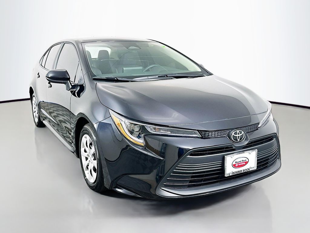 Thumbnail: 2025 Toyota Corolla - 3