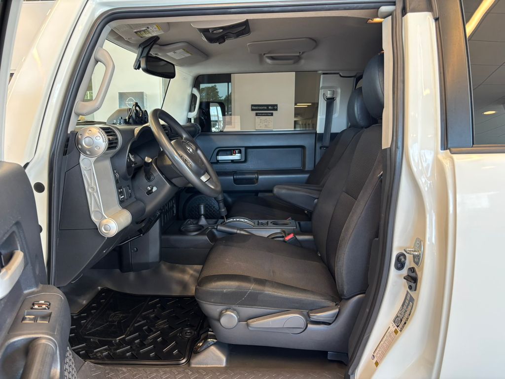 2013 Toyota FJ Cruiser Base