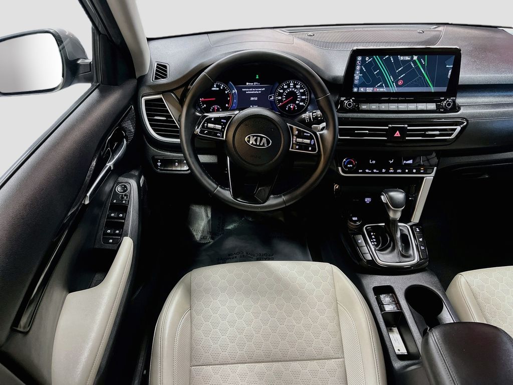 Used 2021 Steel Gray Kia SX image 24